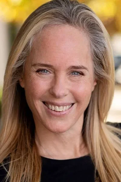 Profile image of Holly Dorff