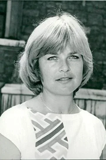 Profile image of Claire Oberman