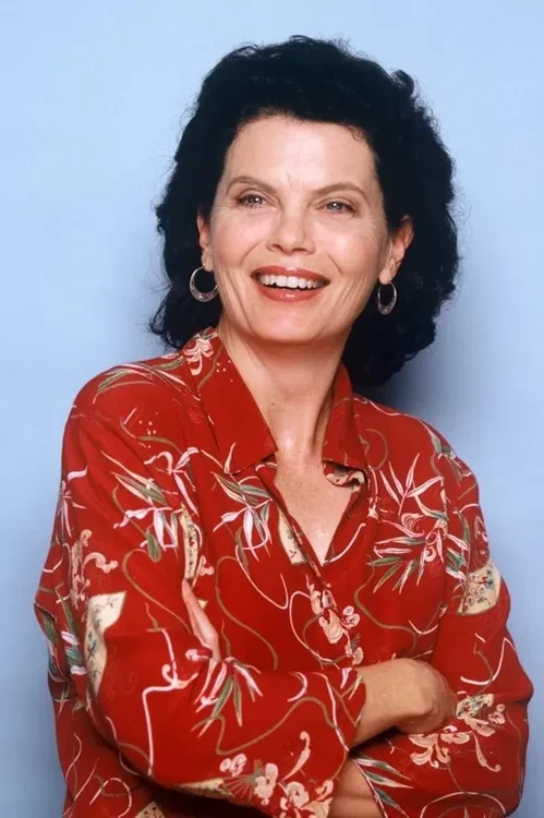 Profile image of Amy Holden Jones