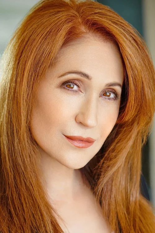Profile image of Elizabeth Arlen