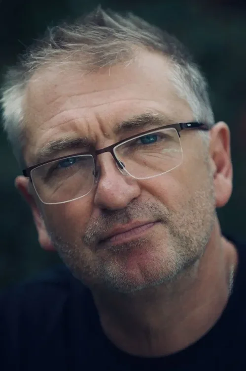 Profile image of Pete Lee-Wilson