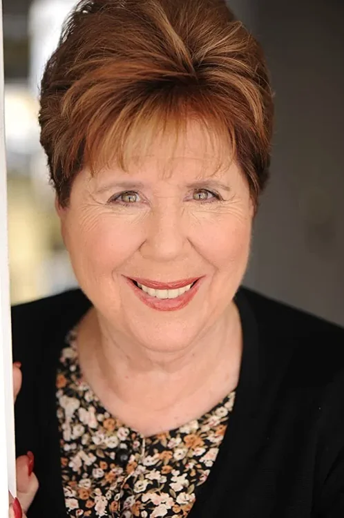 Profile image of Helen Siff