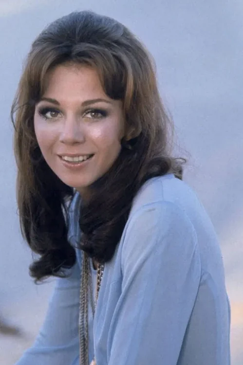 Profile image of Kathryn Leigh Scott