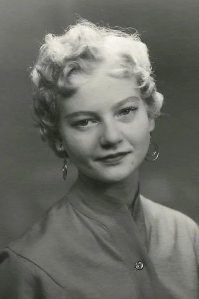 Profile image of Vera Stricker