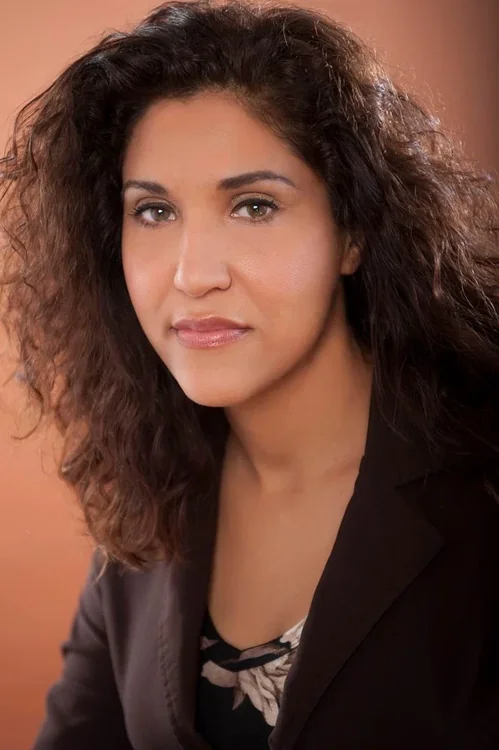 Profile image of Suzanne Coy