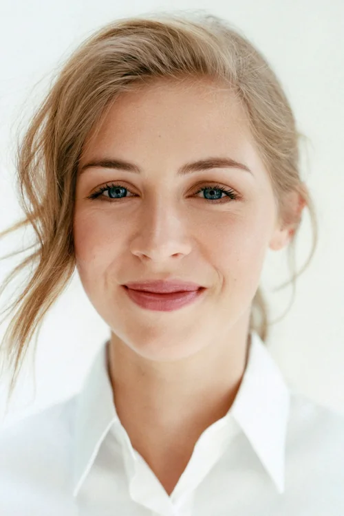 Profile image of Hermione Corfield