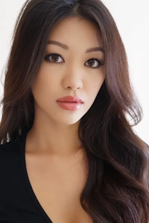 Profile image of Summer Rose Ly