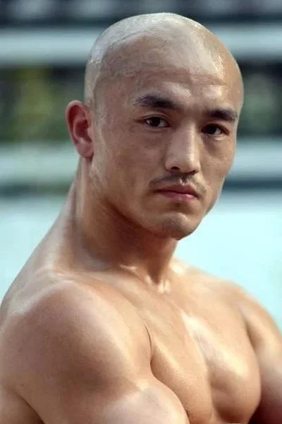Profile image of Yi Long