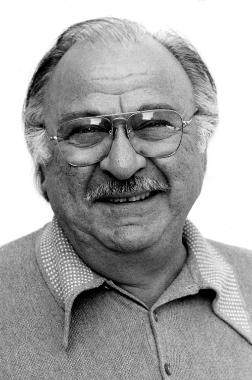 Profile image of Val Avery