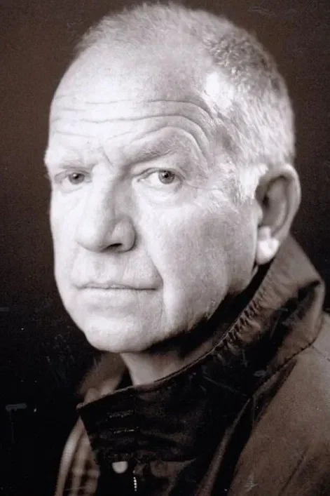 Profile image of Tom Chadbon